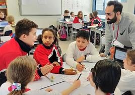 Los alumnos trabajan motivados en un clima de confianza y bienestar.
