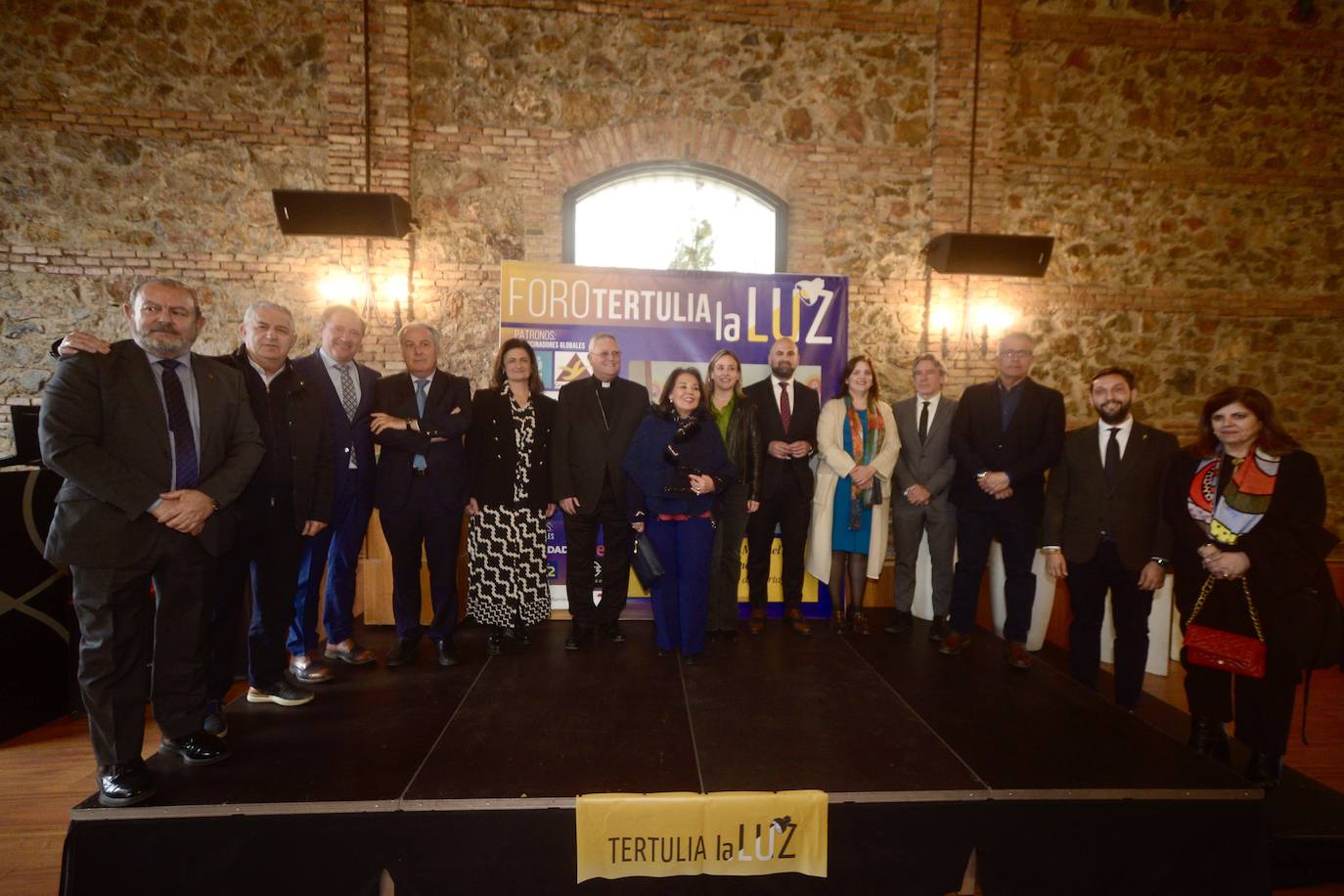 El obispo Lorca Planes protagoniza una nueva edición del foro-tertulia &#039;La Luz&#039;