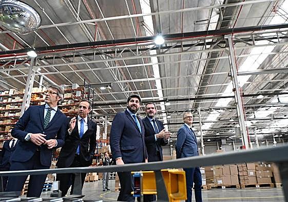 López Miras visita las instalaciones de Hefame.