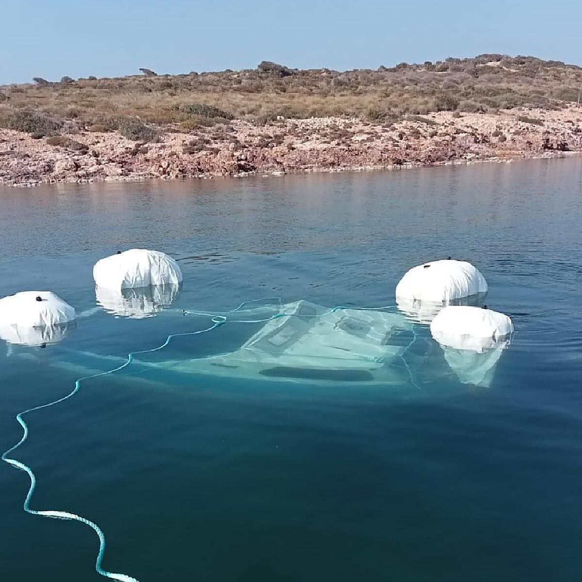 Acuerdo con Estrella de Levante, Anse e Hippocampus para sacar barcos hundidos