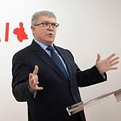 Vélez: «Es inaudito que el debate dentro del Gobierno regional sea cómo desproteger el Mar Menor»