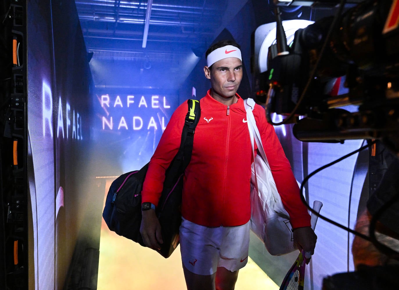 El partido entre Carlos Alcaraz y Rafa Nadal, en imágenes