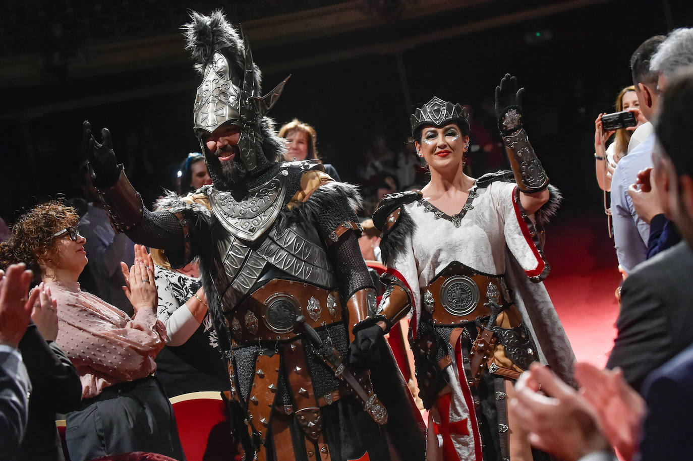 La elección de abanderadas de las fiestas de Moros y Cristianos 2024 de Murcia, en imágenes