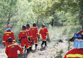 Integrantes de la UME entrenan en los entornos naturales de la Región de Murcia.