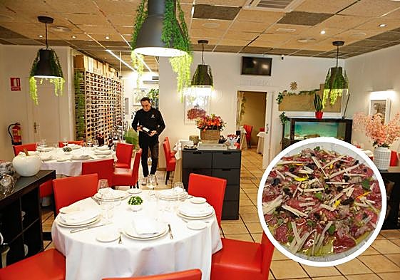 Mesas preparadas en la sala del Restaurante Paredes.