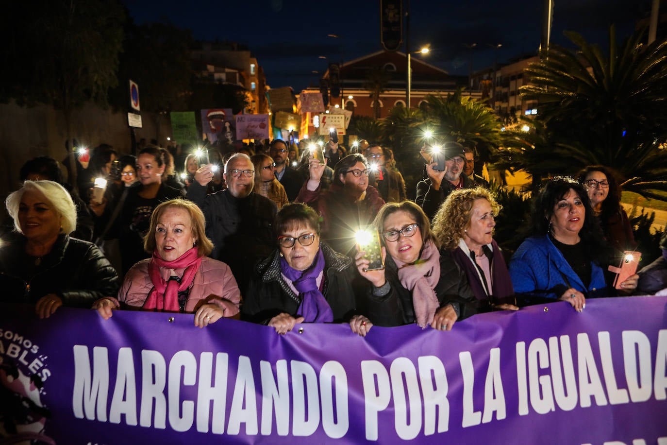 Manifestación en Lorca por el 8M, en imágenes