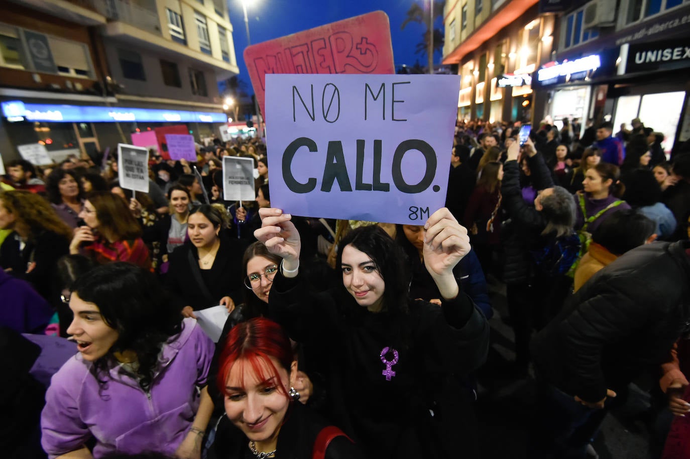 La manifestación del 8M en Murcia, en imágenes