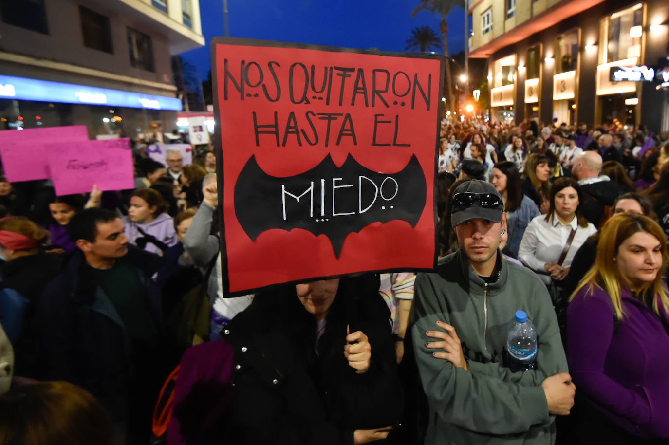 La manifestación del 8M en Murcia, en imágenes