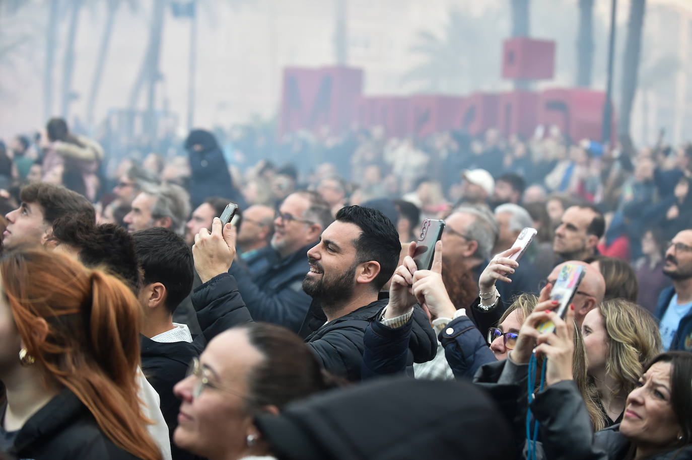 Las imágenes de la mascletá en la Circular de Murcia