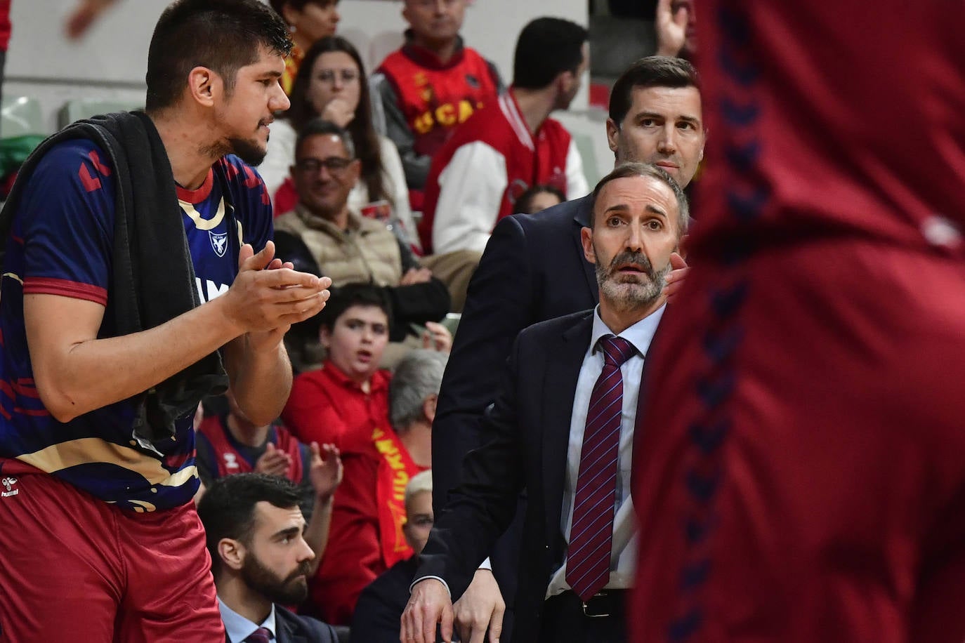 Las imágenes del partido entre el UCAM Murcia y el AEK Betsson