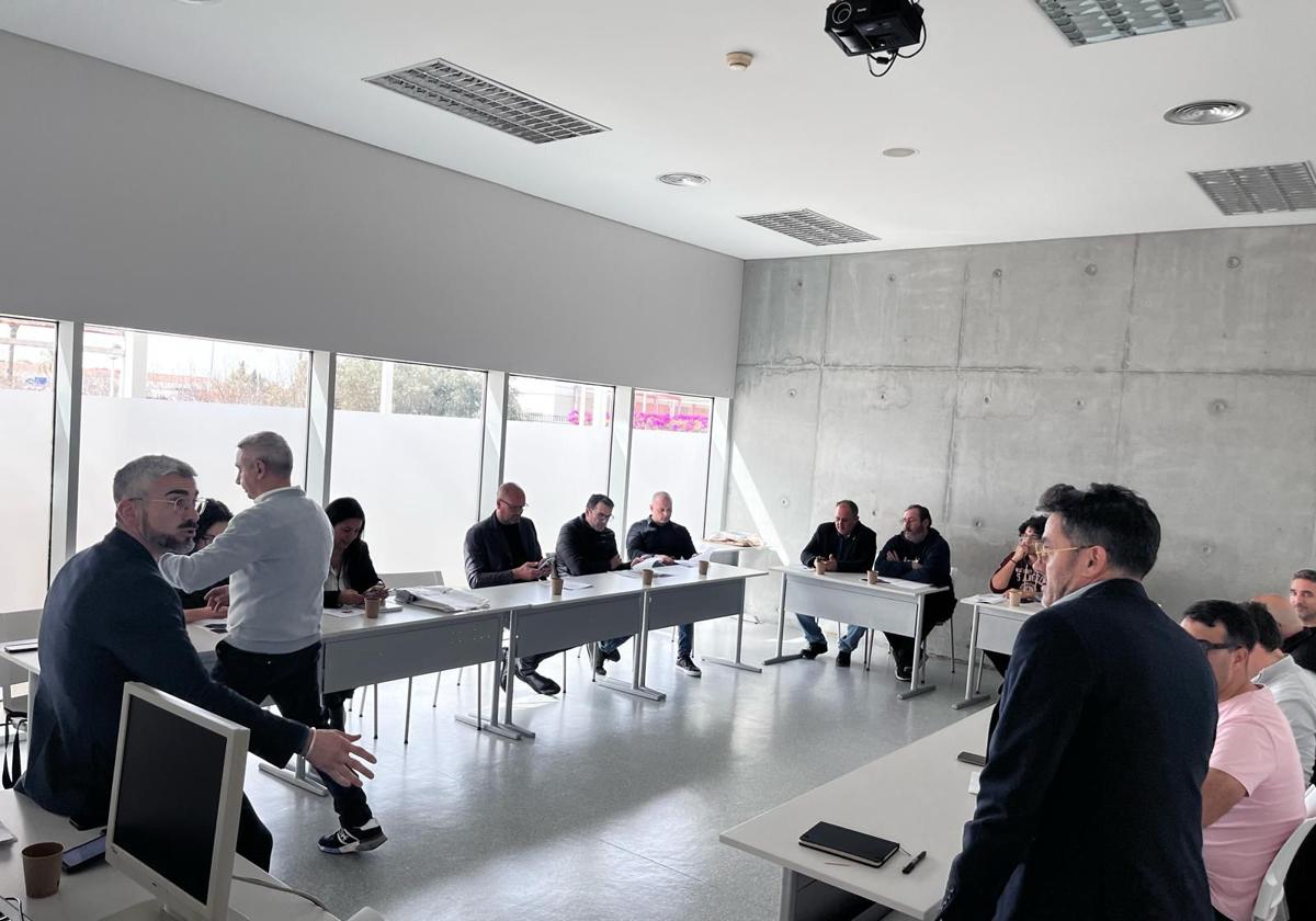 Reunión celebrada en el CDT de Torrevieja.