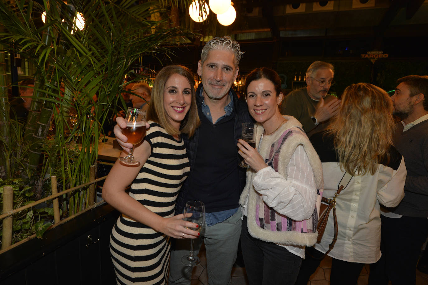 Las imágenes del cóctel de bienvenida en el Mercado de Correos de Murcia