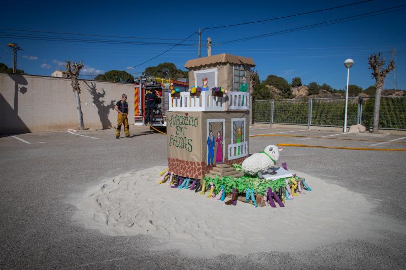 La cremà de las fallas del colegio de Hurchillo, en imágenes