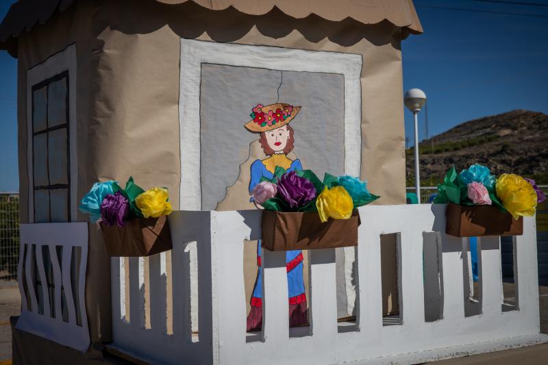 La cremà de las fallas del colegio de Hurchillo, en imágenes