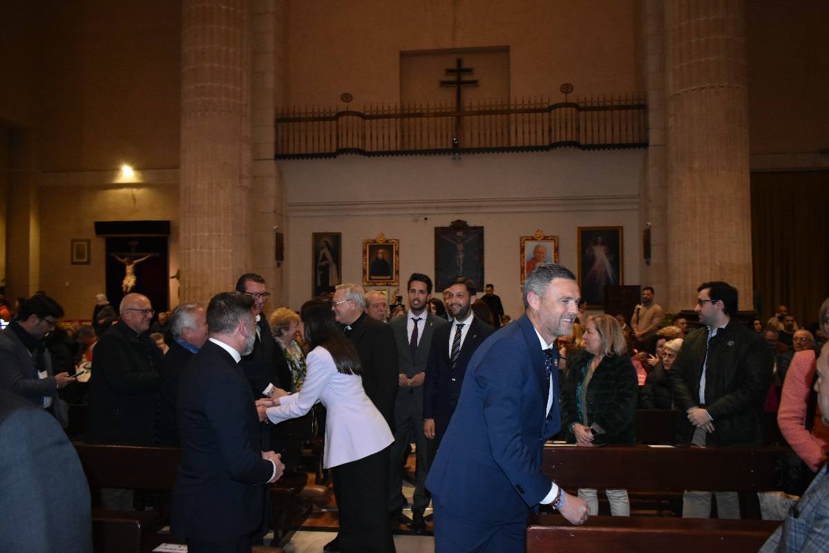 La Compañía abre sus puertas a «The Mystery Man»