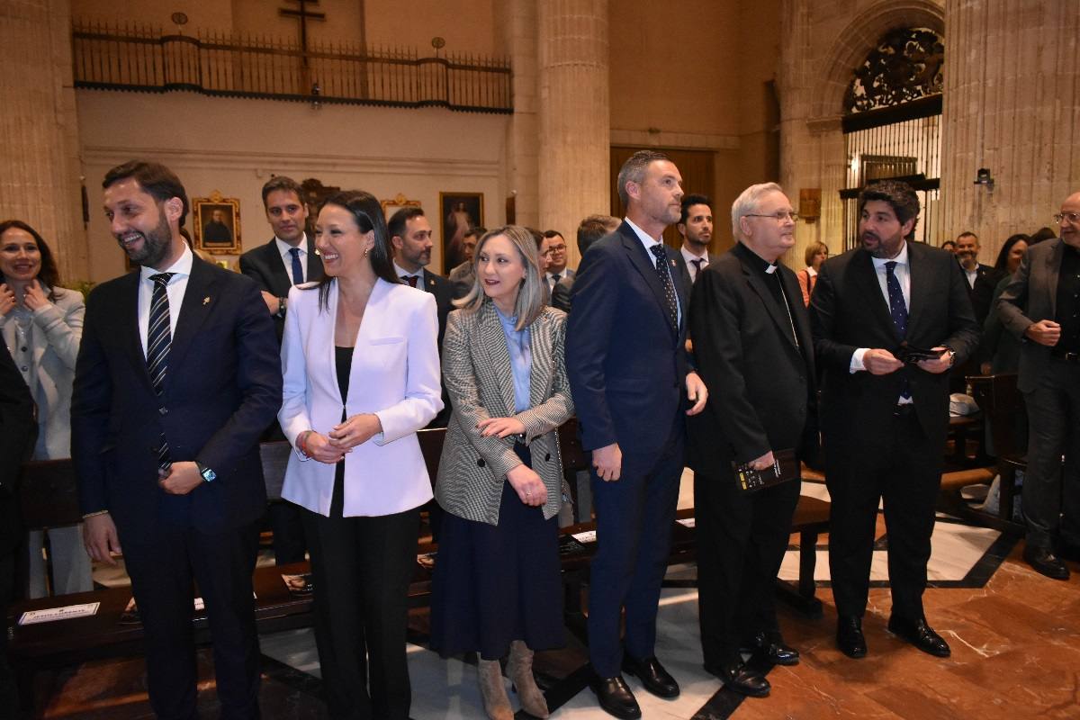 La Compañía abre sus puertas a «The Mystery Man»