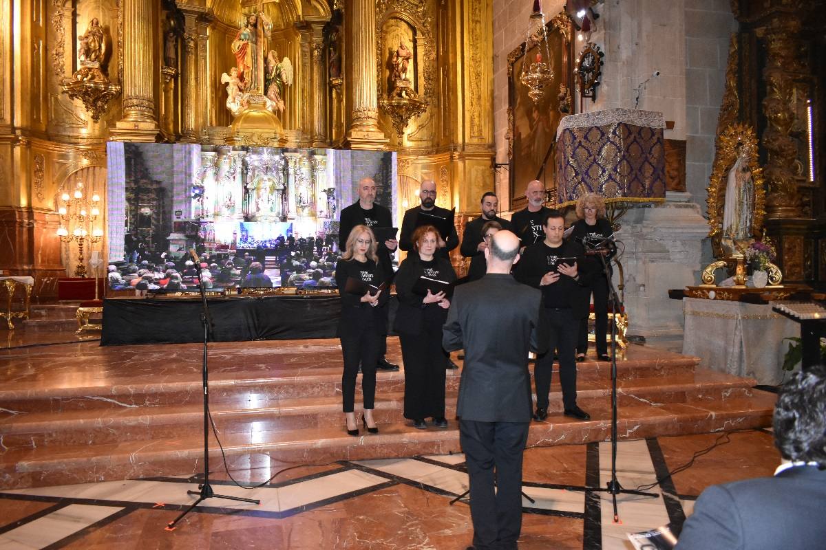 La Compañía abre sus puertas a «The Mystery Man»