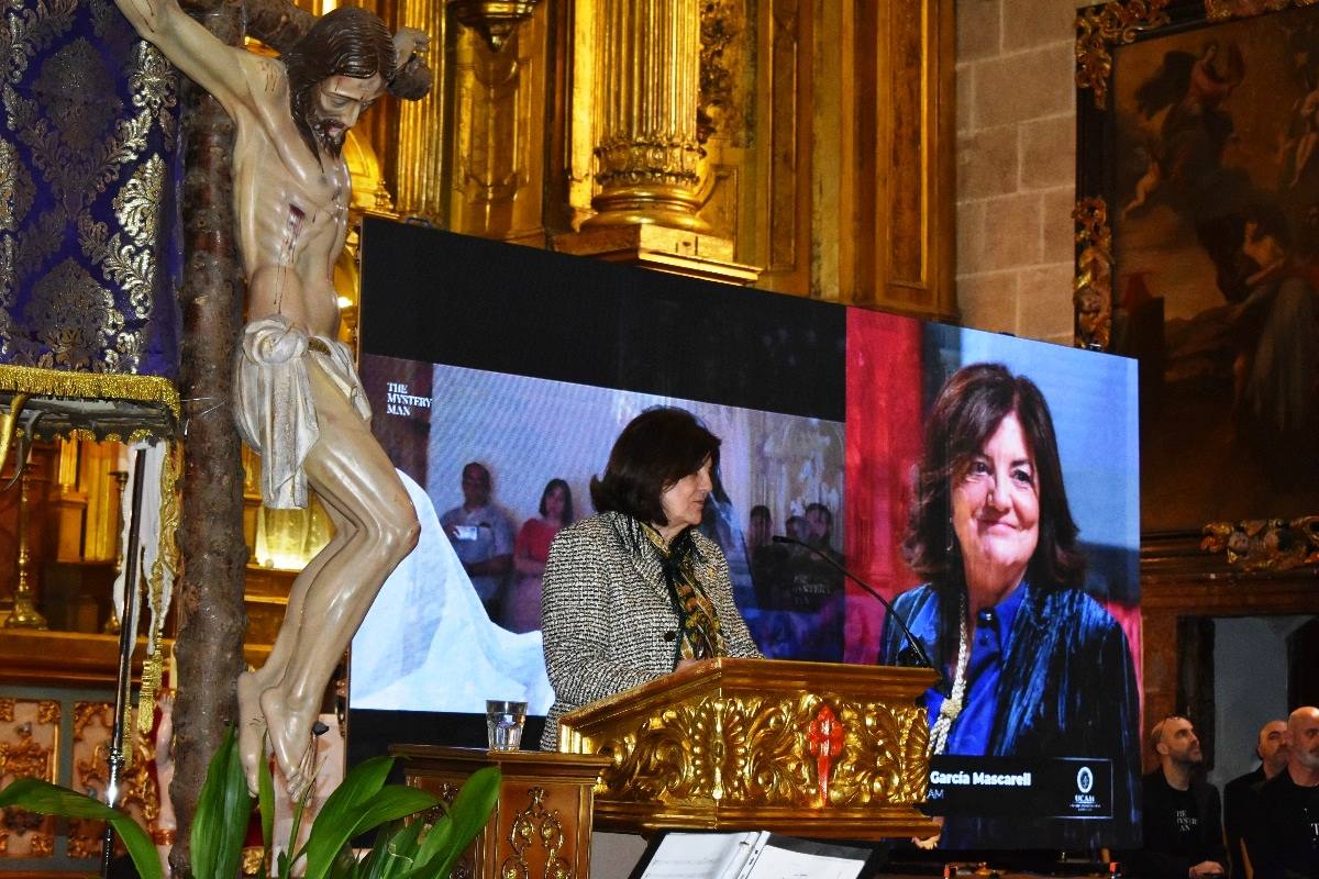 La Compañía abre sus puertas a «The Mystery Man»