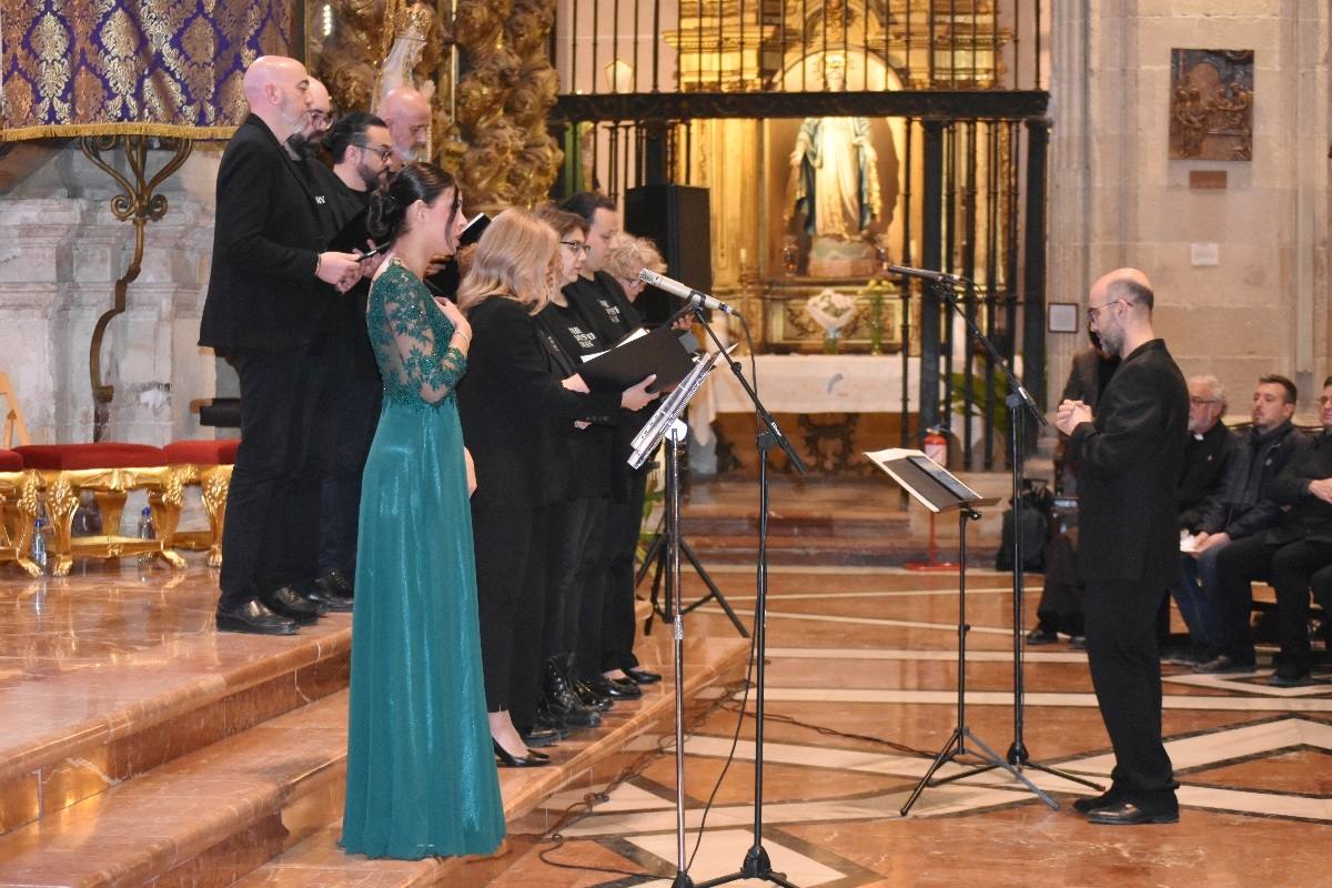 La Compañía abre sus puertas a «The Mystery Man»