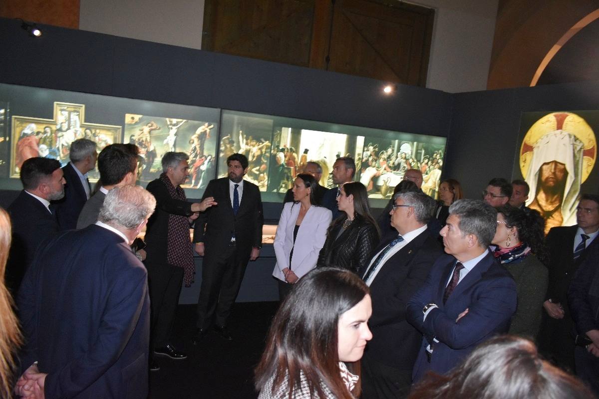 La Compañía abre sus puertas a «The Mystery Man»