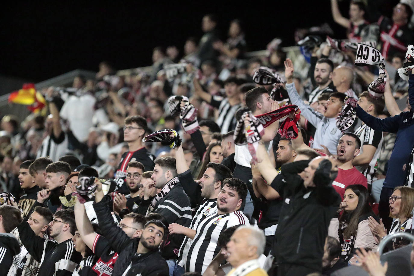 El empate del Cartagena frente al Eldense, en imágenes