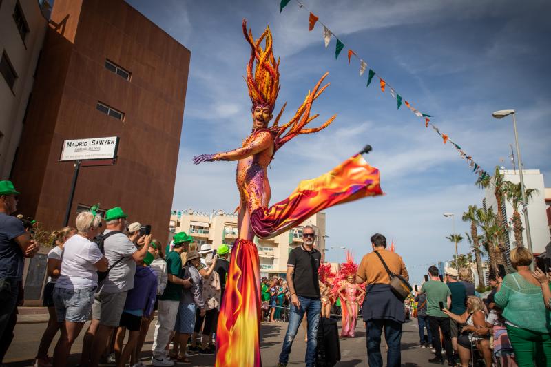 San Patricio tiñe de verde las calles de Orihuela Costa