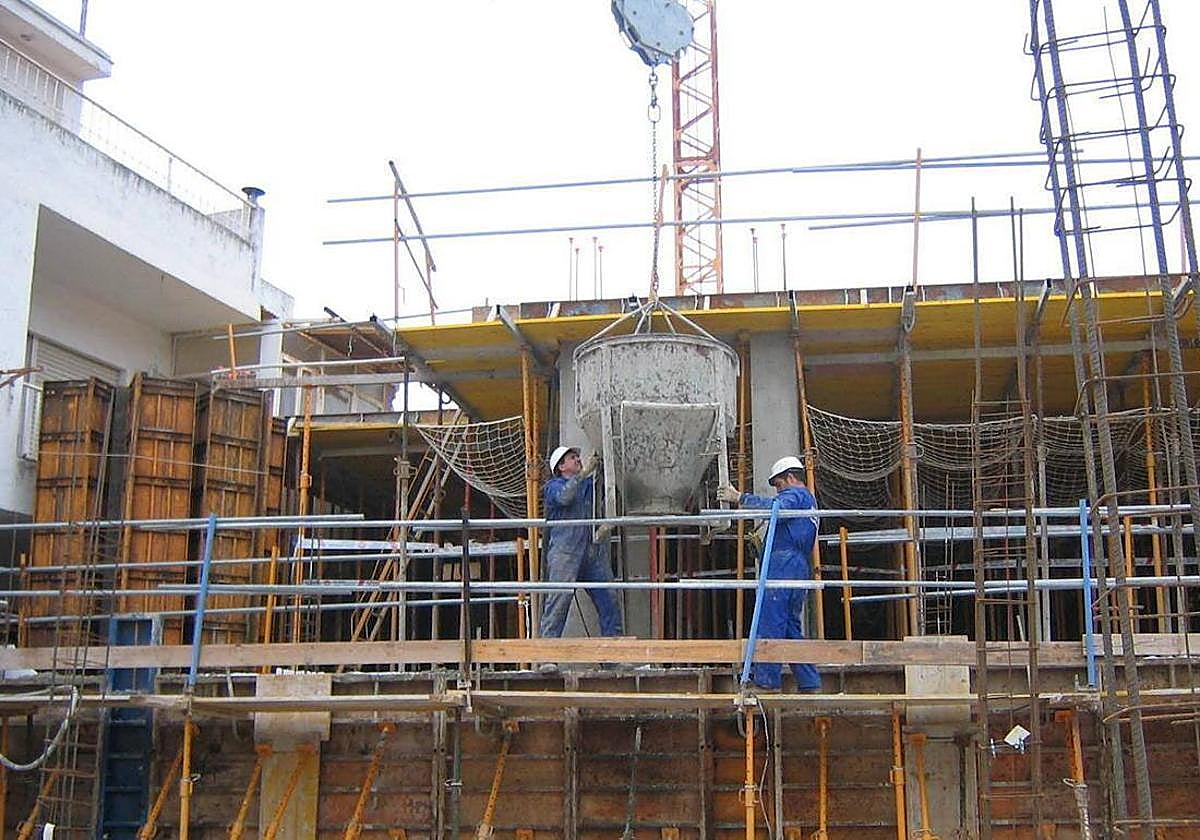 Encofrado de un edificio en obras, imagen de archivo.
