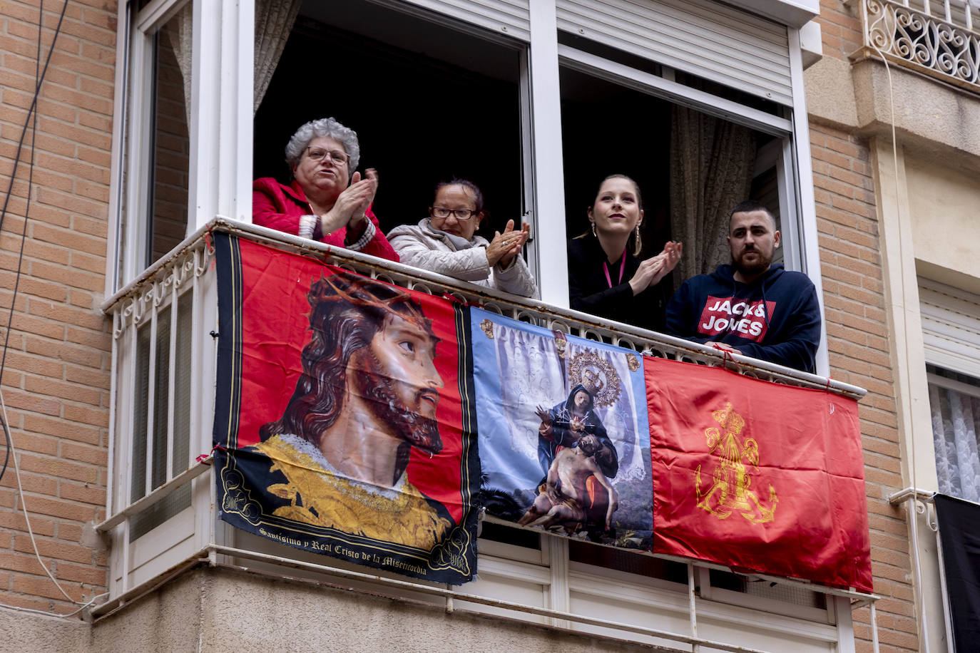 La lluvia obliga a suspender la procesión de La Burrica en Cartagena