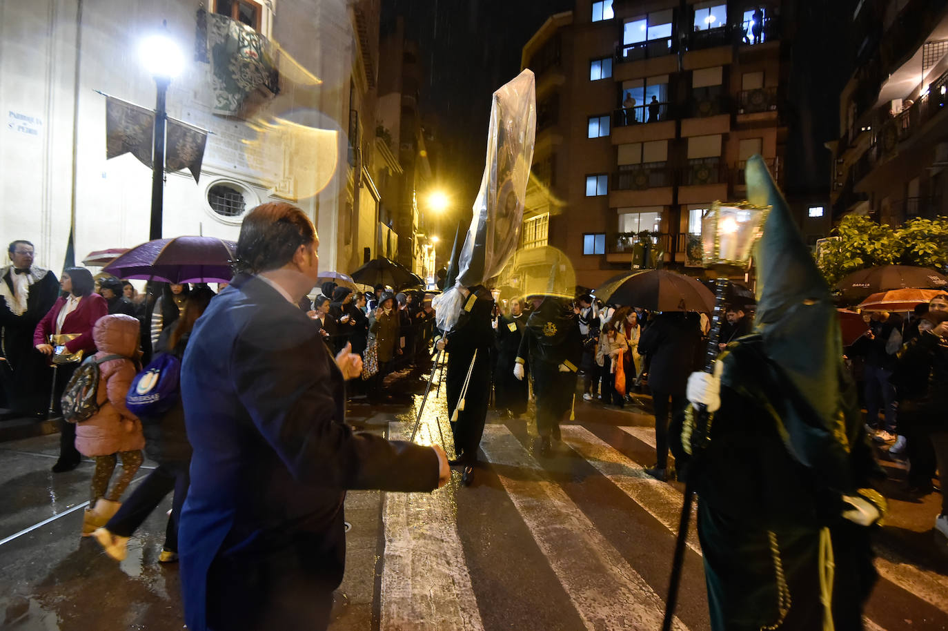 Suspendida la procesión del Cristo de la Esperanza en Murcia por la lluvia