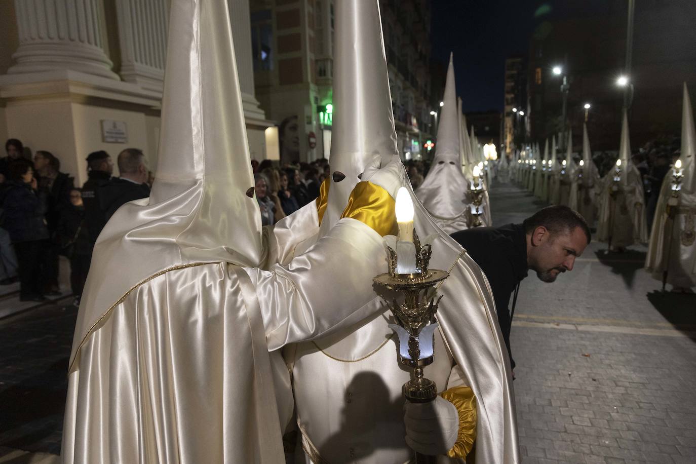 Las imágenes de los desfiles de Martes Santo en Cartagena