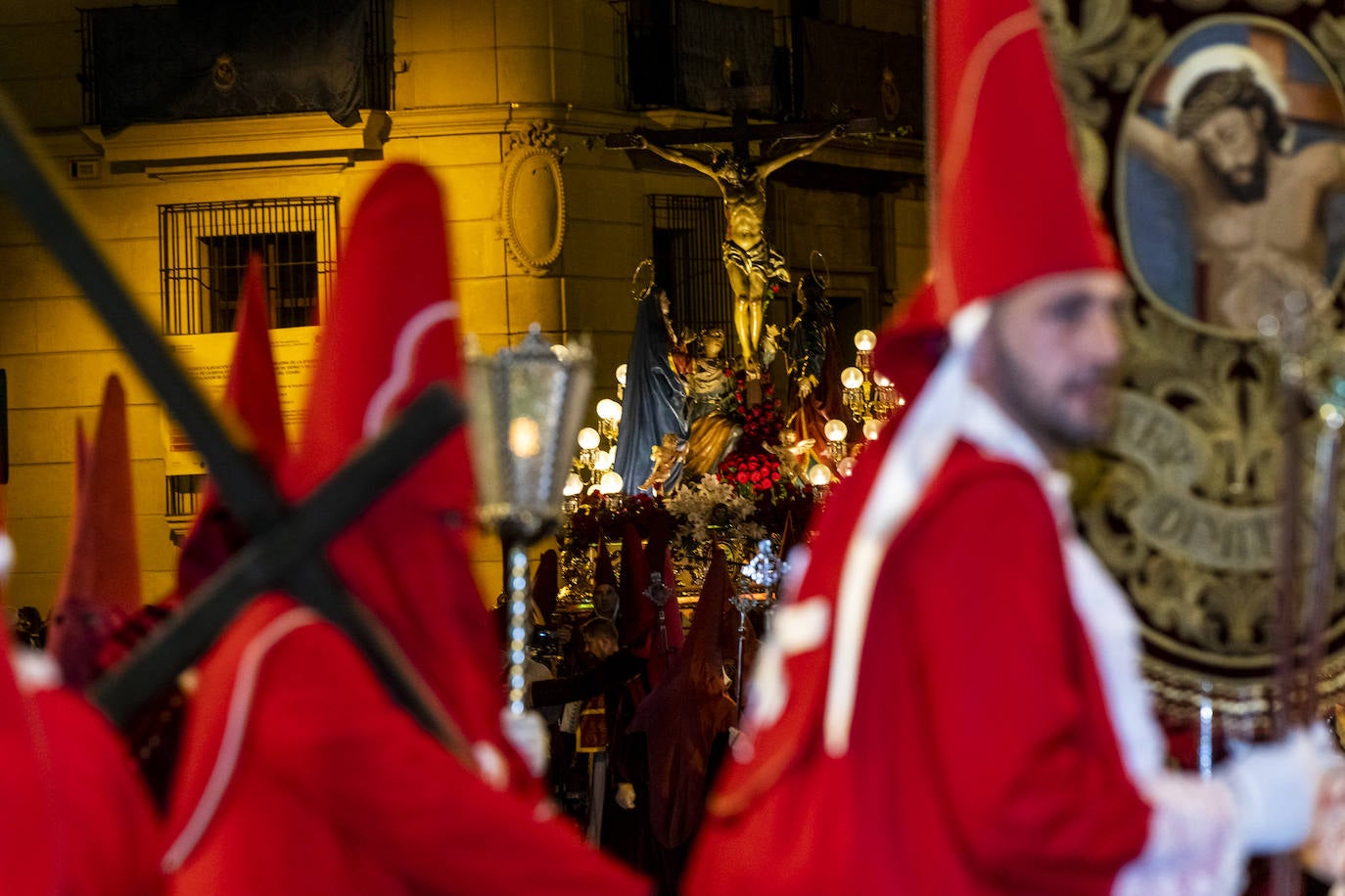 La procesión de los &#039;coloraos&#039;, en imágenes