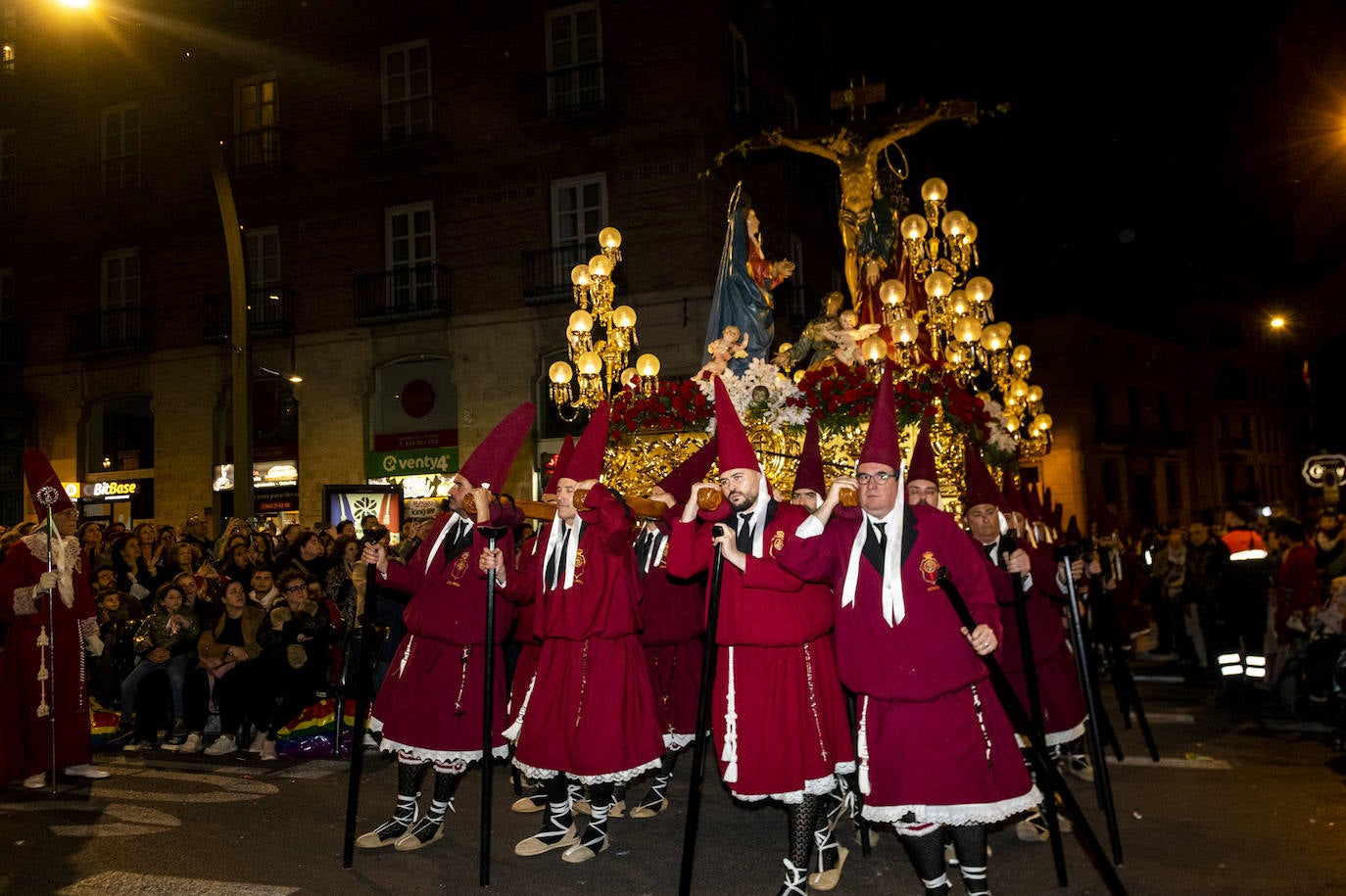 La procesión de los &#039;coloraos&#039;, en imágenes