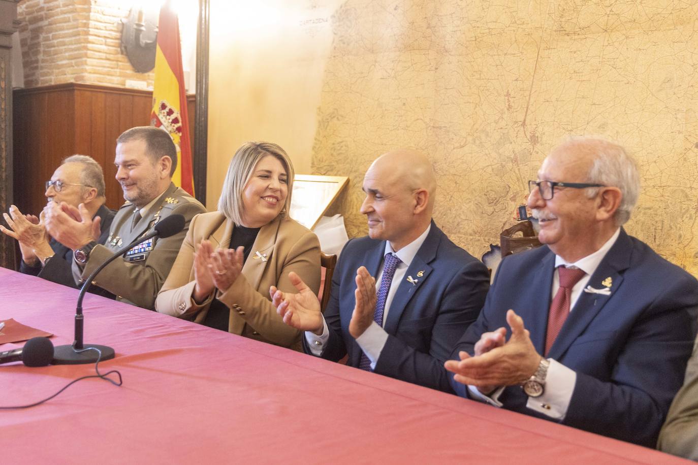 Las imágenes del homenaje de los sanjuanistas a sus protectores