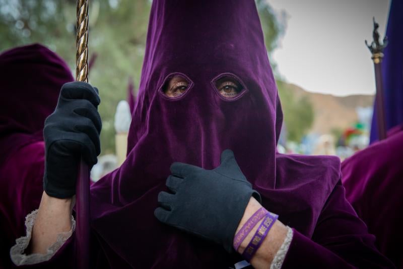 La procesión de Nuestro Padre Jesús de Orihuela, en imágenes