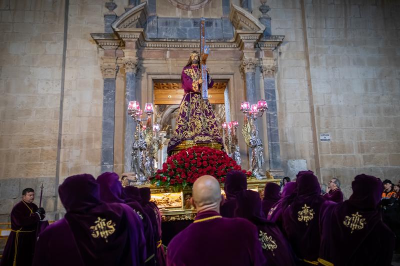 La procesión de Nuestro Padre Jesús de Orihuela, en imágenes