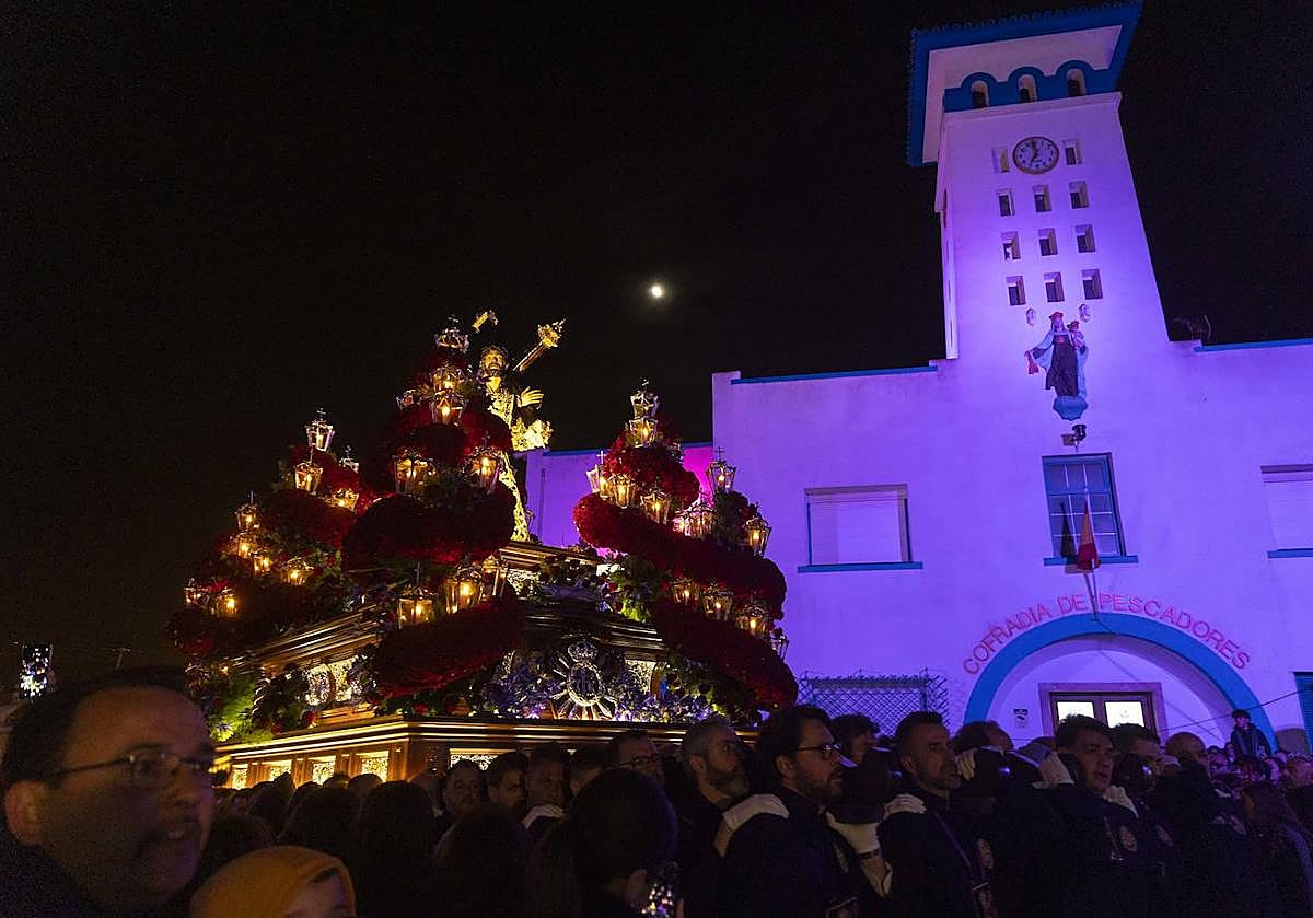 Procesión del Encuentro de Viernes Santo de Cartagena, en imágenes