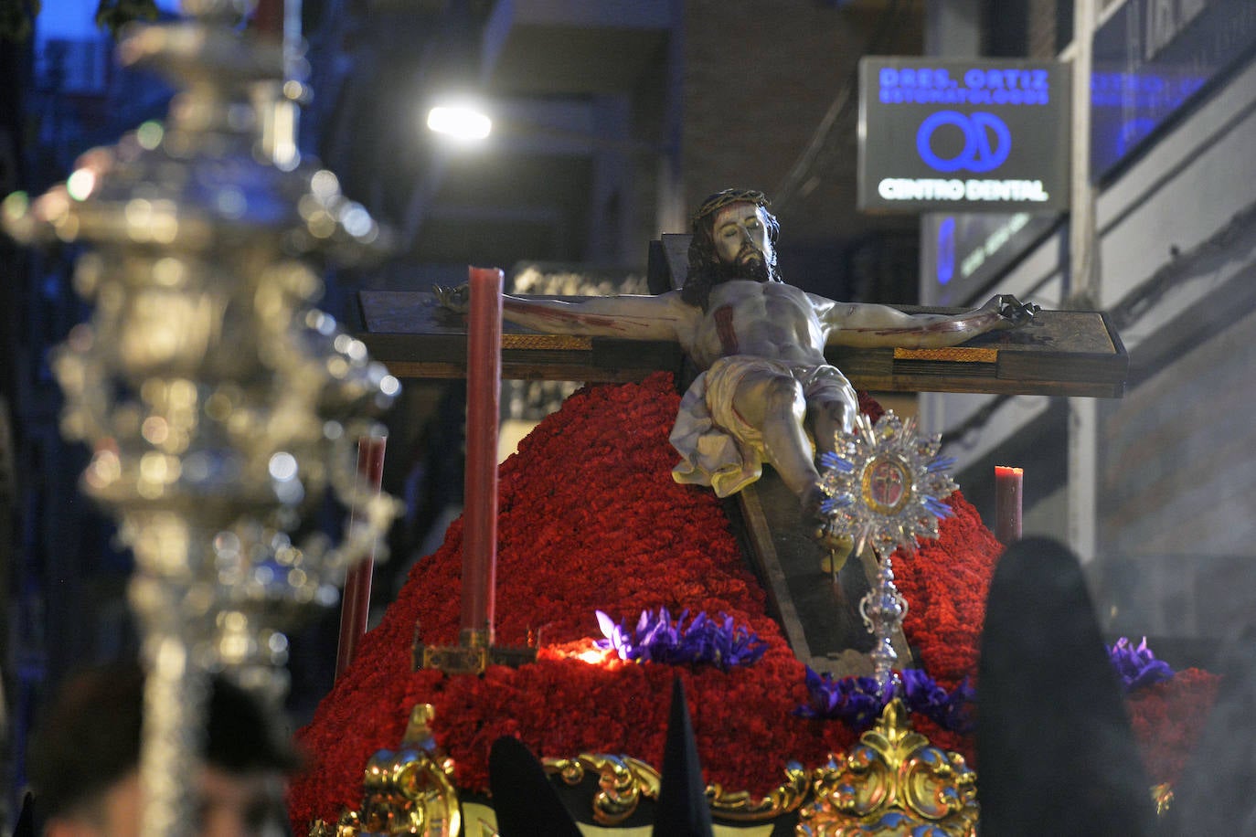 Las cofradías de la Misericordia, de Servitas y del Santo Sepulcro cierran el Viernes Santo