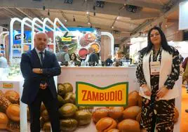 Alejandro Zambudio y María José Zambudio, en el estand de la marca en Alimentaria.