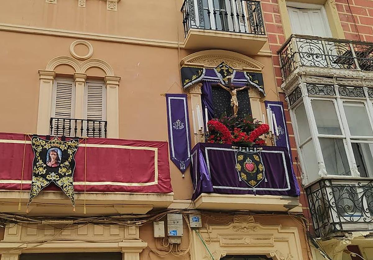 El balcón merecedor del primer premio de la asociación.