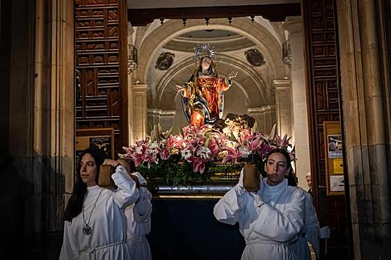 Las imágenes de la procesión de la Resurrección en Orihuela