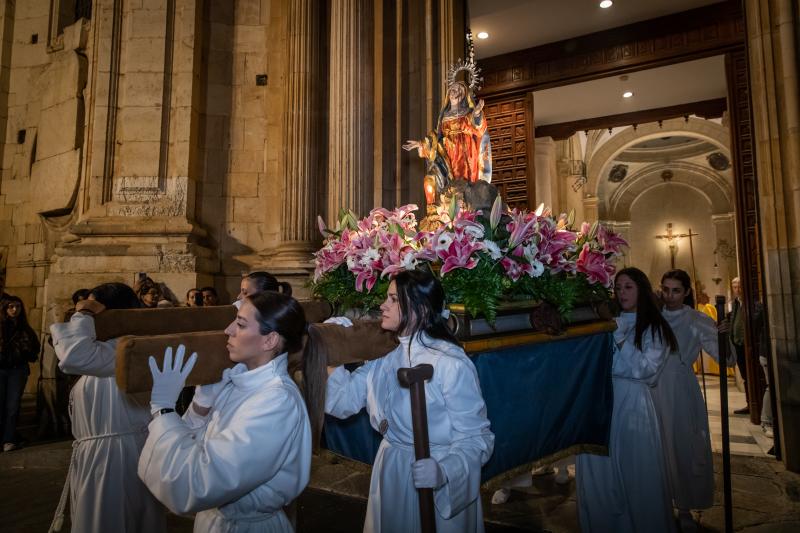 Las imágenes de la procesión de la Resurrección en Orihuela