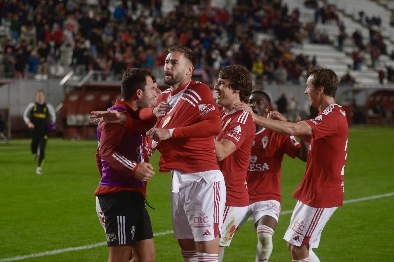 La victoria del Real Murcia frente al Recreativo Granada, en imágenes