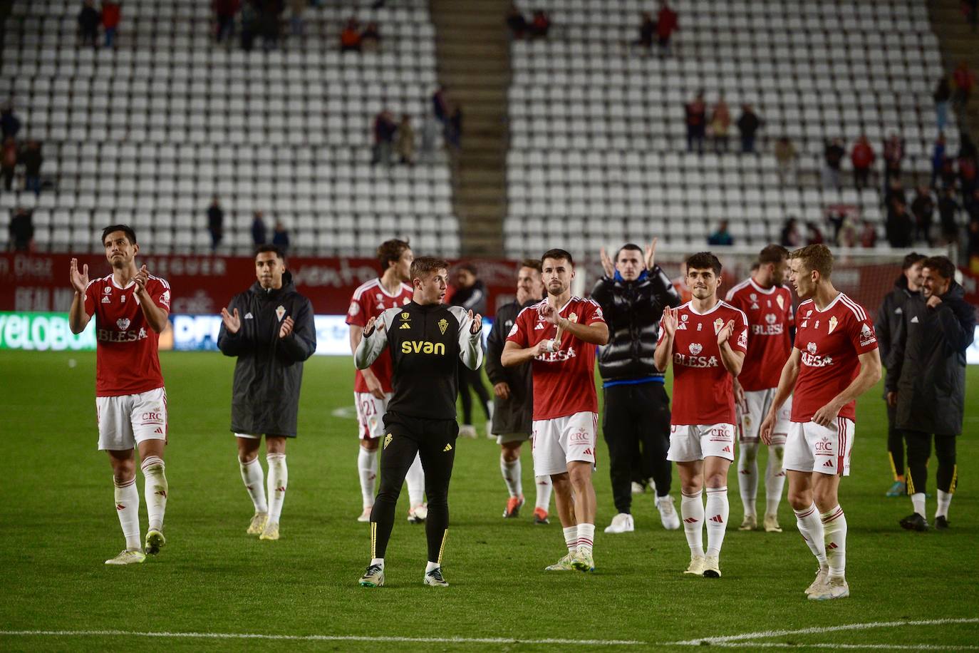 La victoria del Real Murcia frente al Recreativo Granada, en imágenes