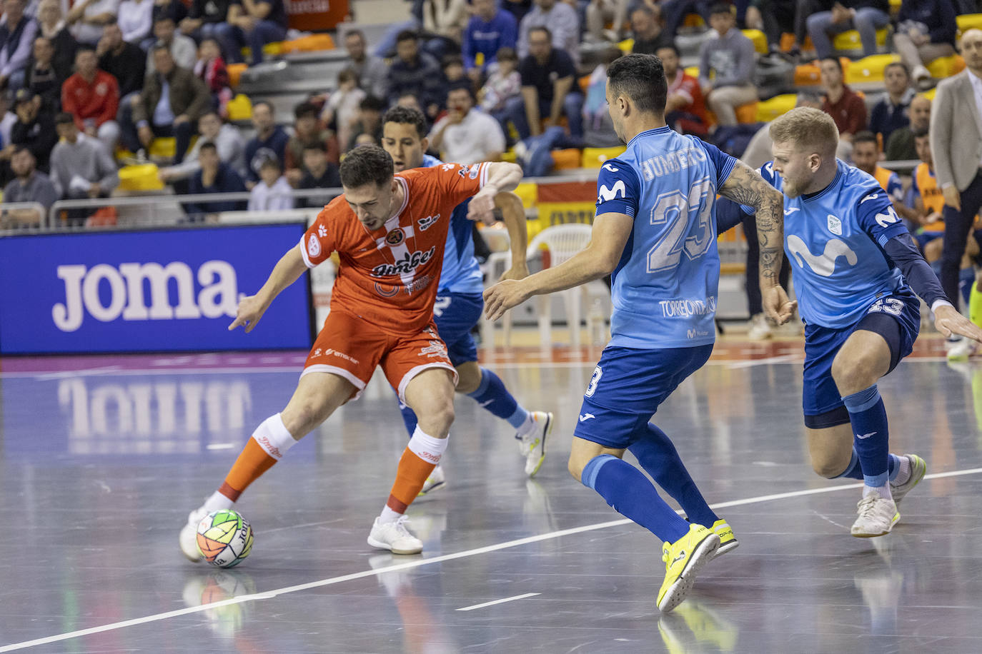 Las imágenes del Jimbee-Movistar (1-8)