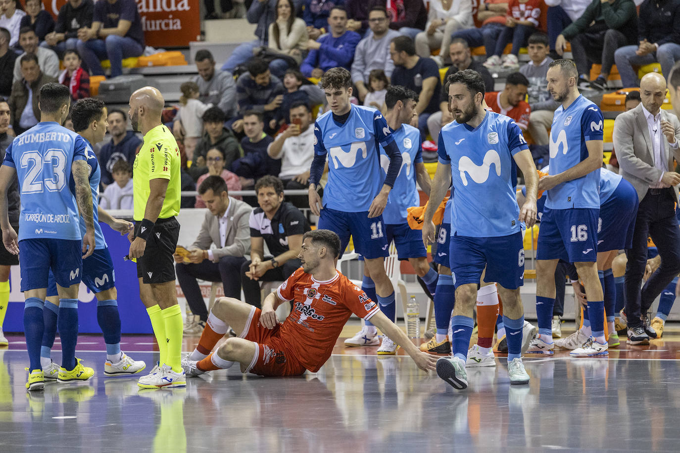 Las imágenes del Jimbee-Movistar (1-8)