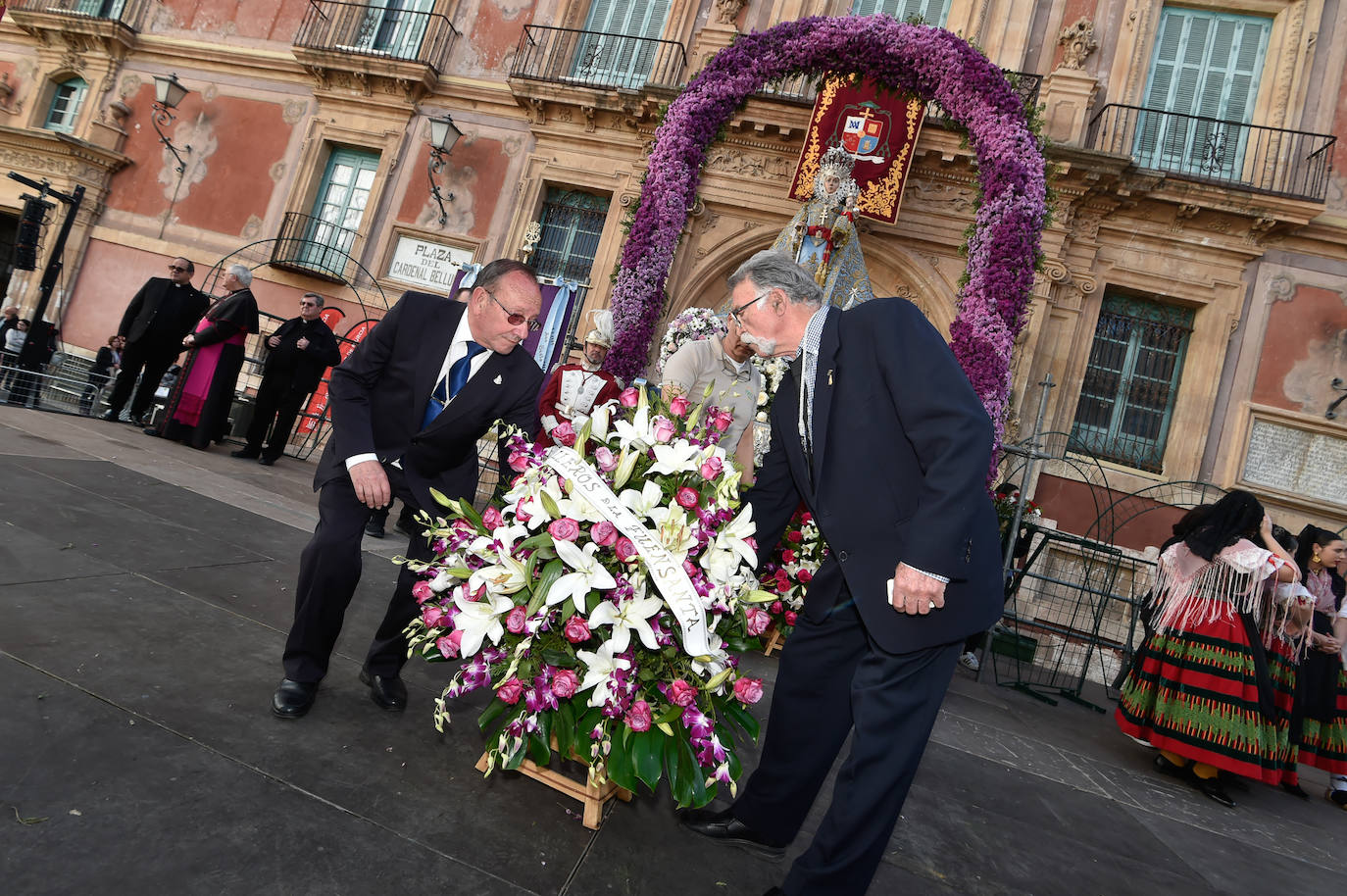 Las imágenes de la ofrenda floral a la Virgen de la Fuensanta
