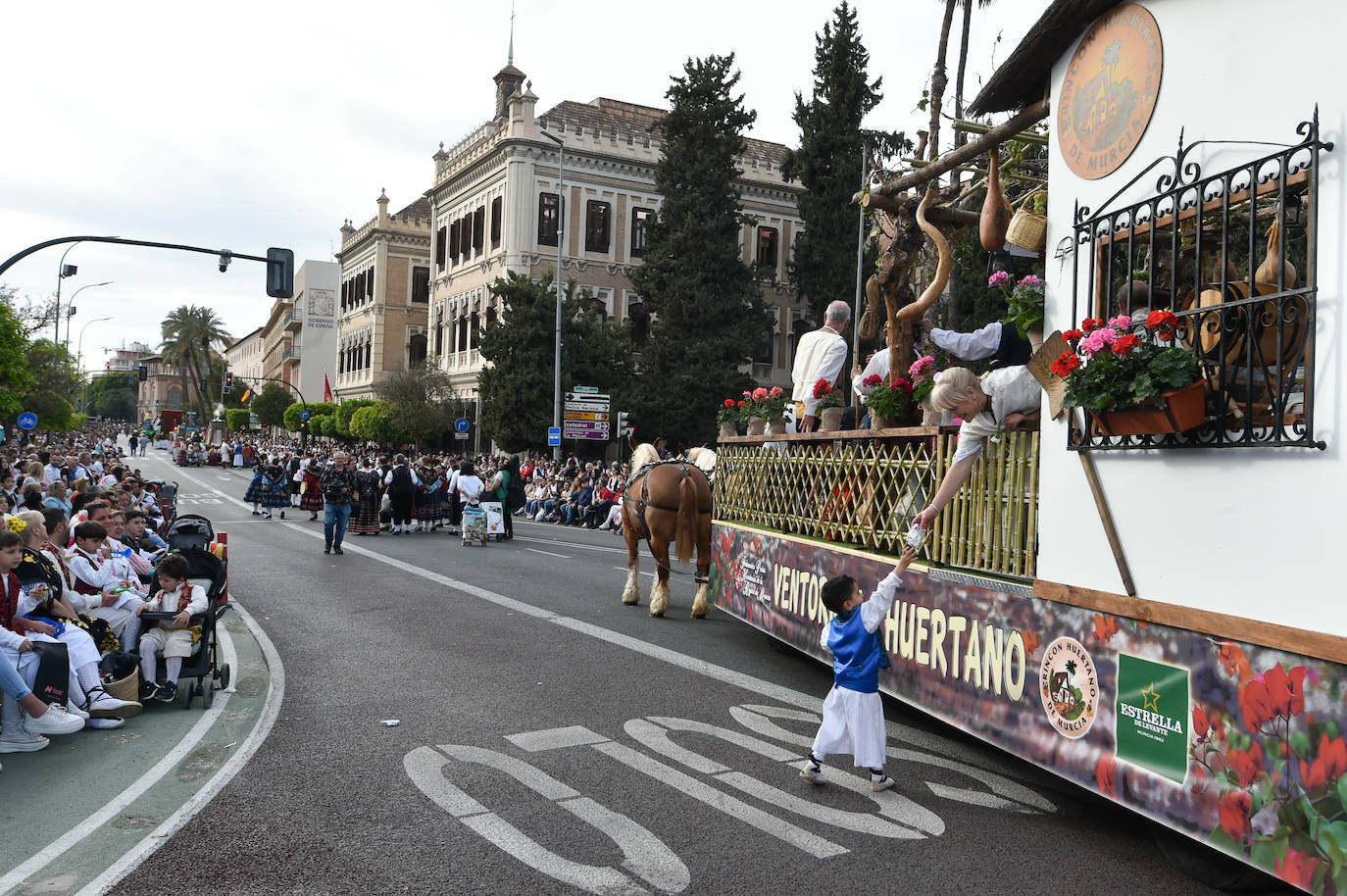 El desfile del Bando de la Huerta, en imágenes