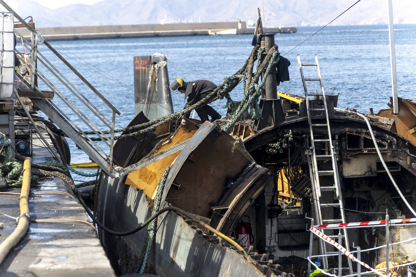 Así se desguaza el submarino &#039;Mistral&#039; en Cartagena