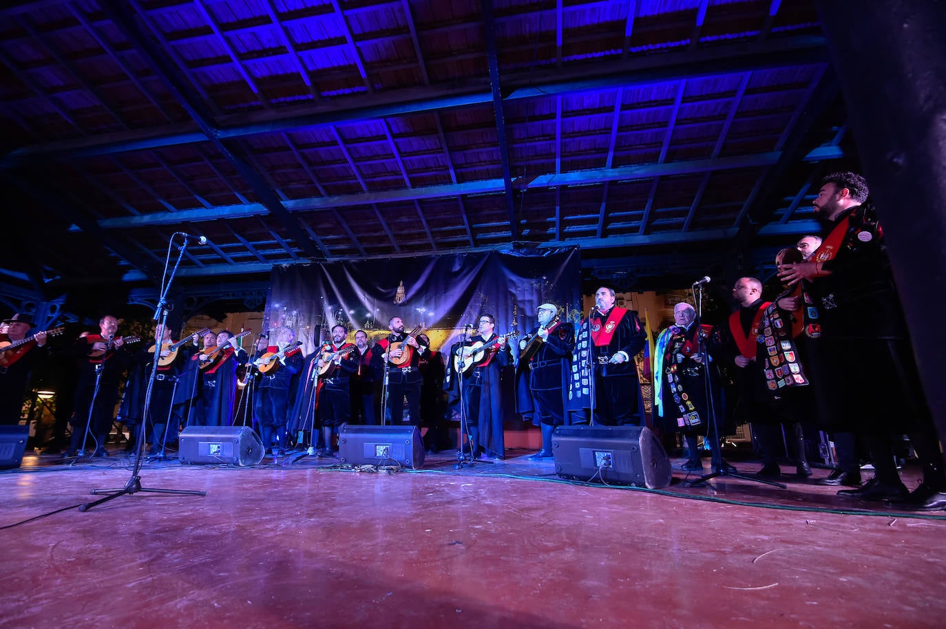 Los participantes del Certamen de Tunas llegan a San Basilio