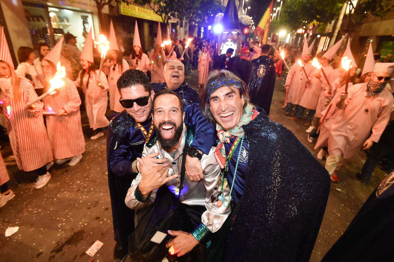 Las imágenes del desfile de la llegada de la Sardina a Murcia